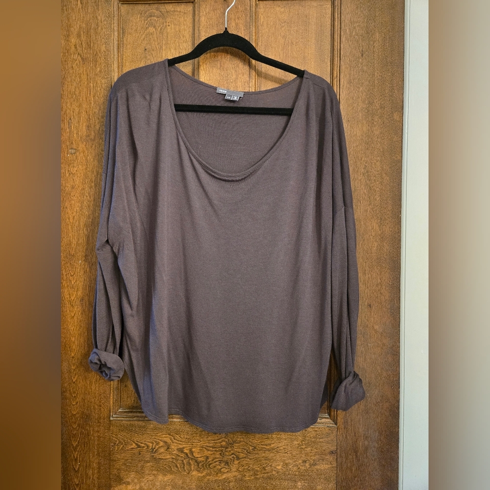 Vince Long Sleeve Top in Charcoal